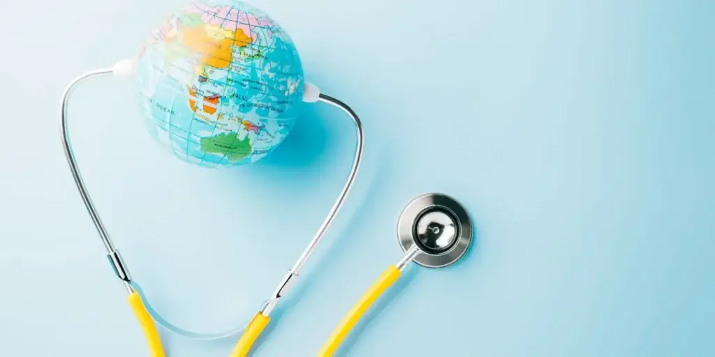Staying Healthy While Traveling - Featured Image